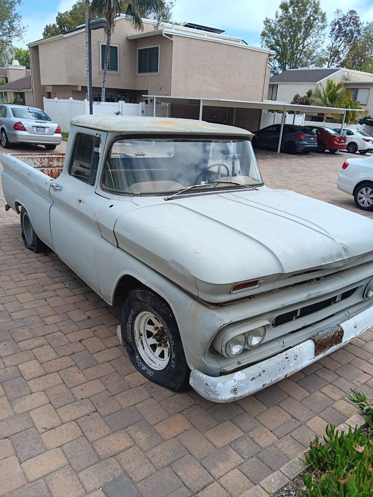 1962 Chevy C-10 Short Bed