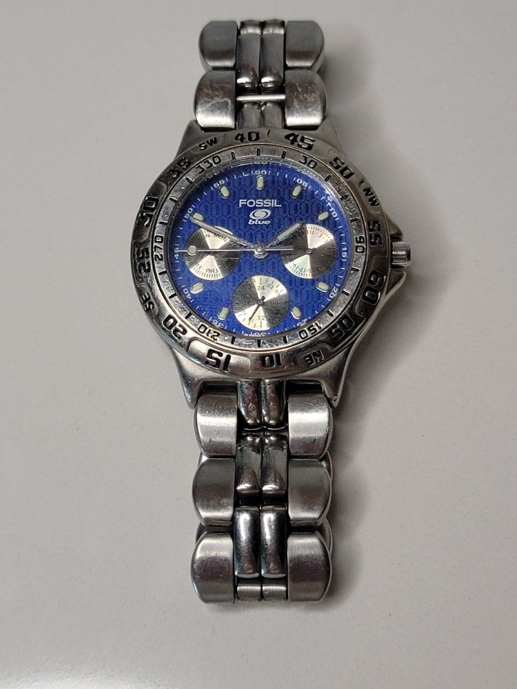 Vintage Fossil Blue Watch All SS Blue Dial BQ 8793 for Sale in Queen Creek AZ OfferUp