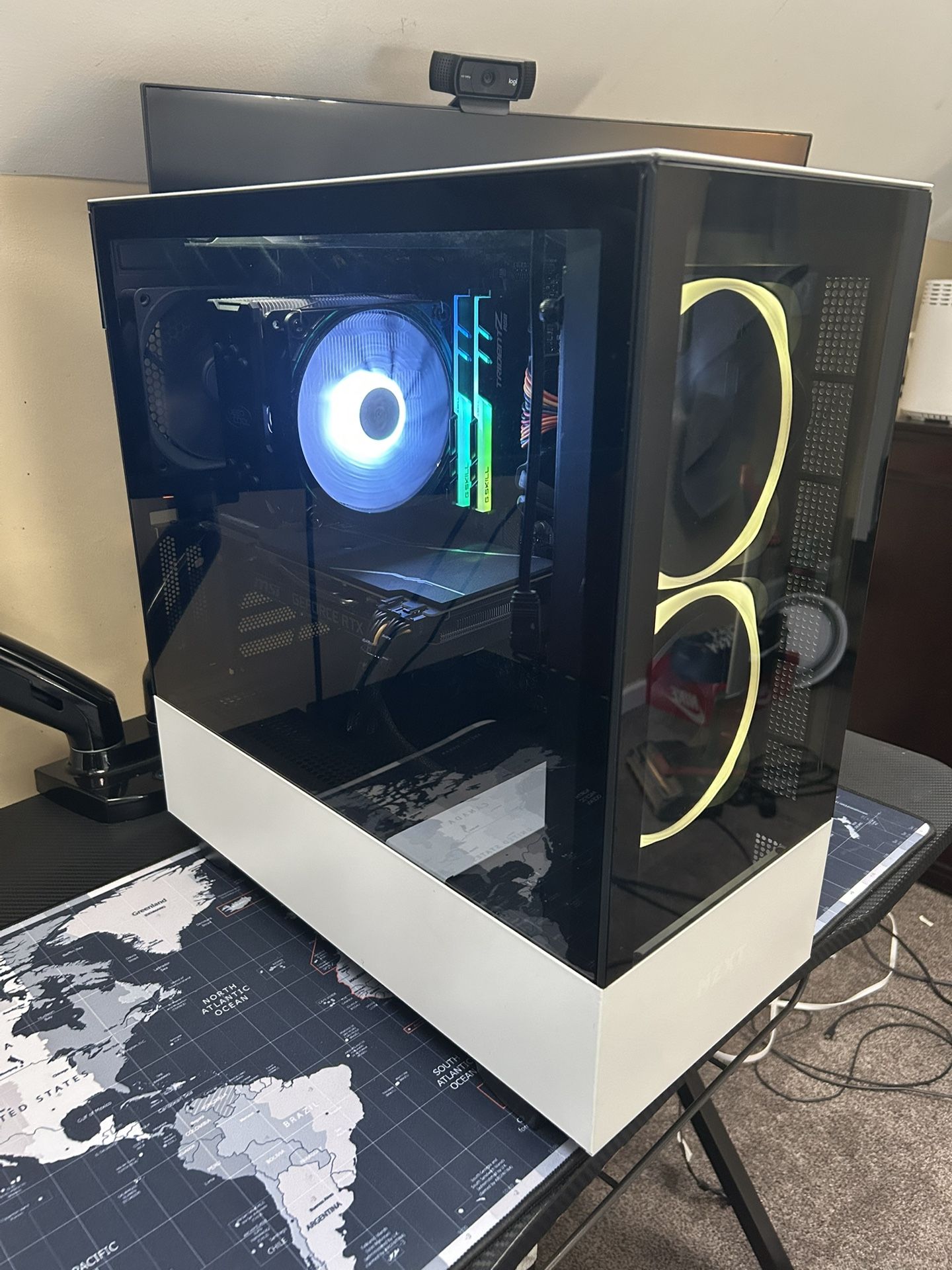 NZXT Gaming PC - 2070 Super- 32gb RAM - i7-10700K