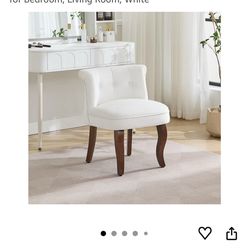 WUTUTUEE White Velvet Tufted Vanity Chair with Wood Legs