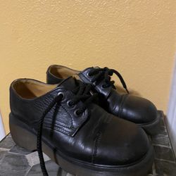 Dr. Martens Size 3