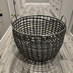 Large Wicker Basket