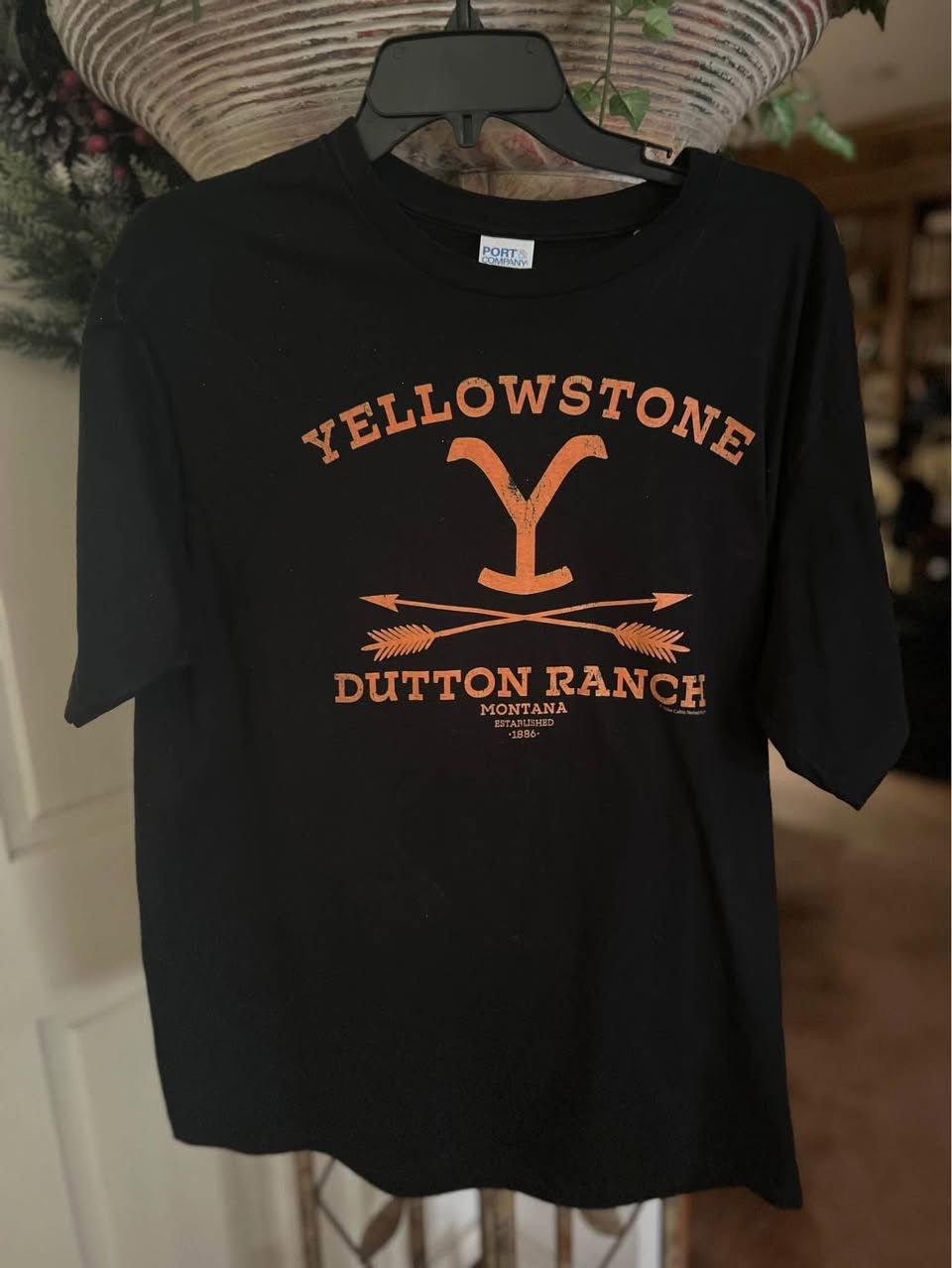 Yellowstone Dutton Ranch T-Shirt - Large