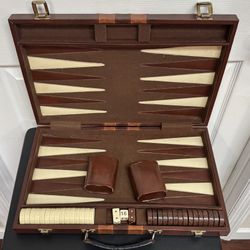 Large Backgammon Game in Travel Case COMPLETE just $15