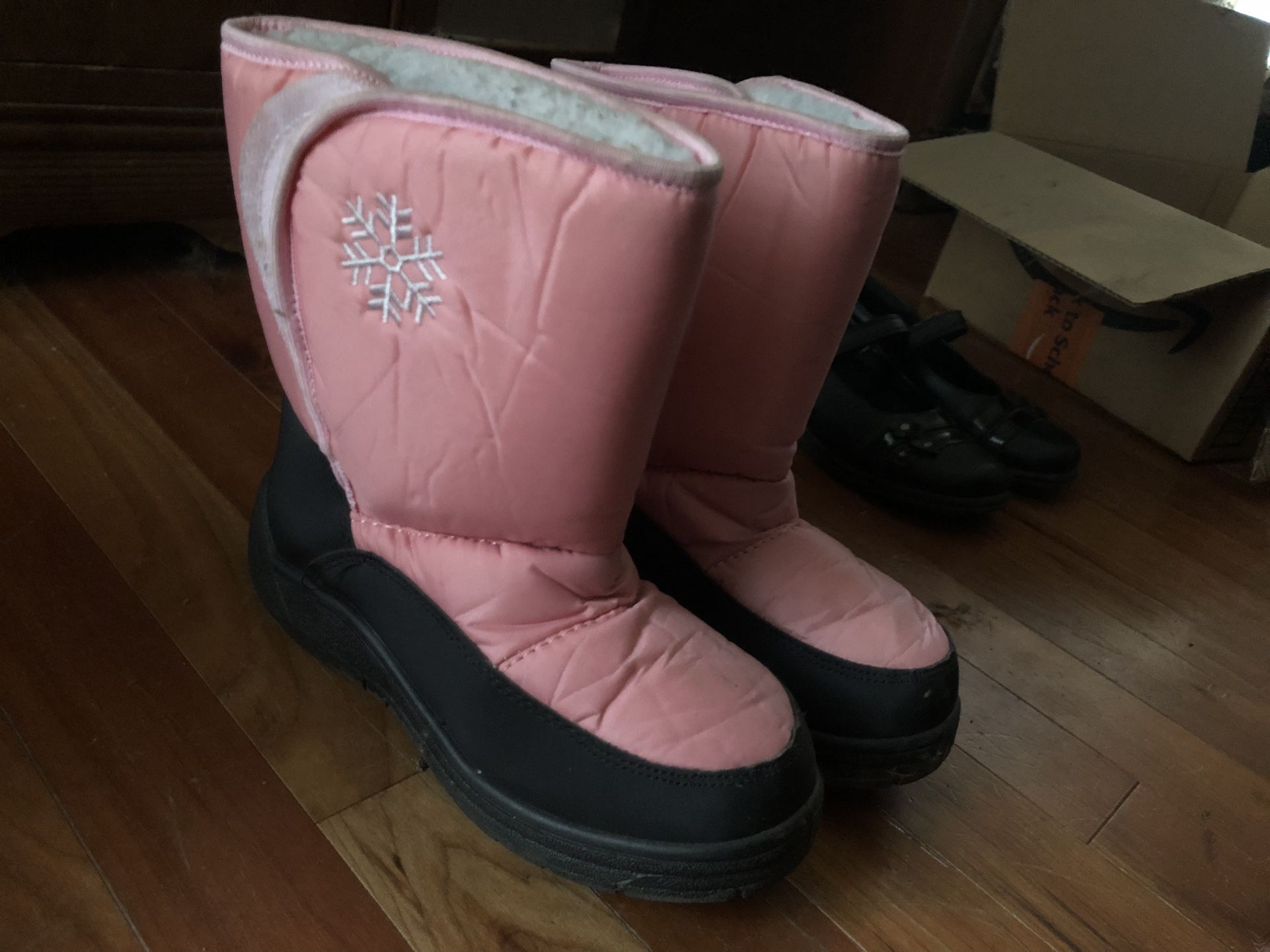 Snow Boots, Girls Size 5