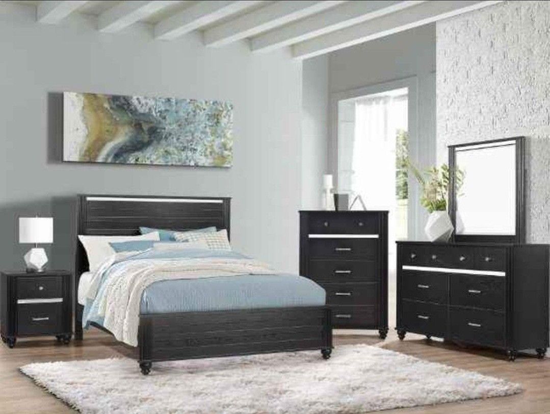 🔥SUPER DEAL🔥7pc Queen Bedroom set😍
Take it home with $39down
Hablamos Español Y Financiamos🙋🏻