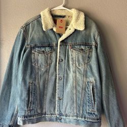 Levi’s Sherpa Trucker Jacket