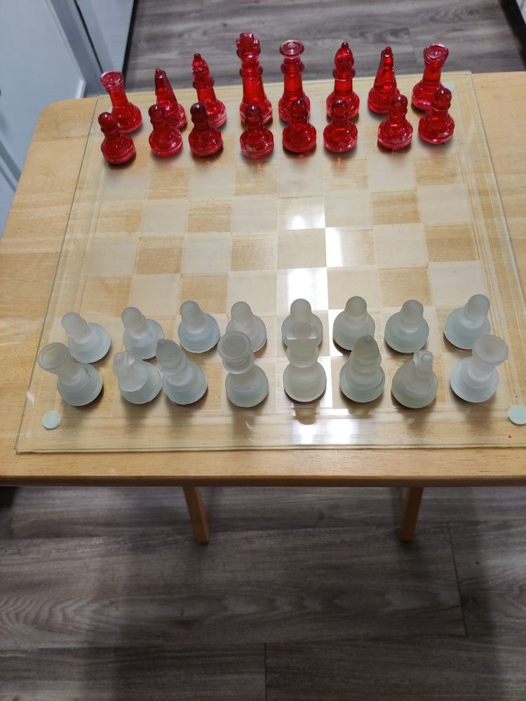 Clear Glass Chess Set