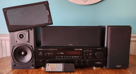Bundle Deal - Black Denon AVR-900 receiver 7.1 surround sounds w/ remote - Black Dell 26in monitor w/ stand