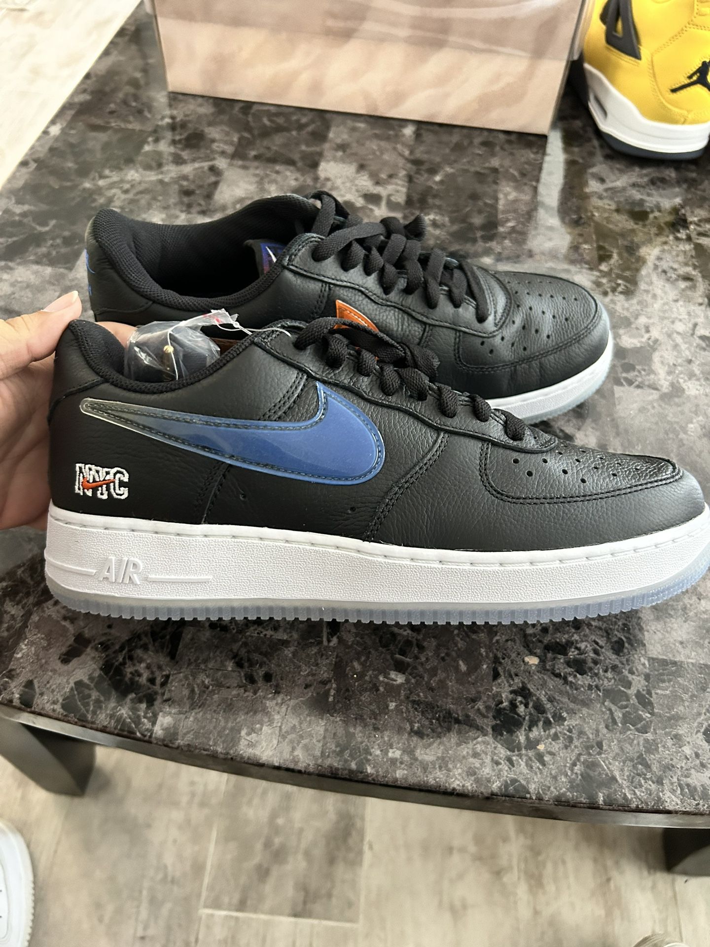 Kith Knicks Air Force 1 Black