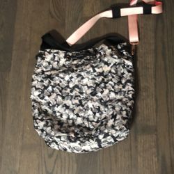 Lululemon gym bag