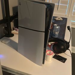 PS5 NO DISC, 1 NORMAL CONTROLLER, 1 $430 MODDED CONTROLLER