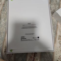 Ipad Pro 12.9 6th Brand New Sealed 256GB WiFi $1050 Firm