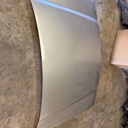 2003-2007 Chevy Silverado hood