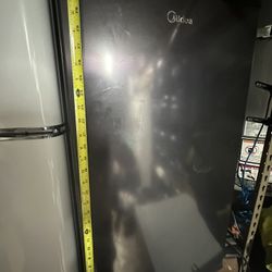 Small Refrigerator With Small Freezer Combo Midea