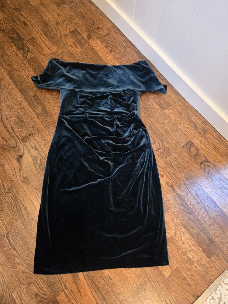 Vince Camuto Holiday Dress