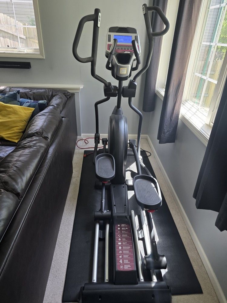 Sole E35 Elliptical Machine