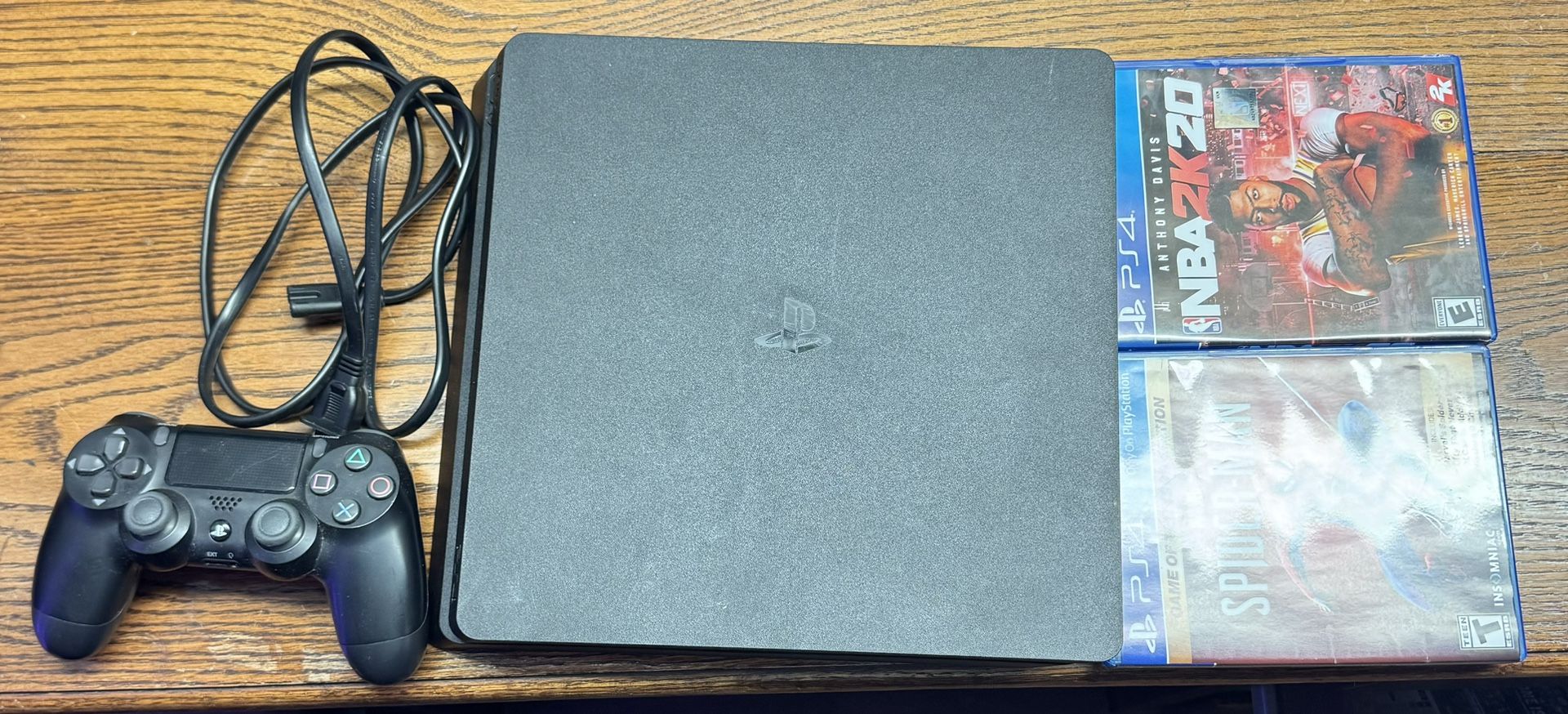 Ps4 Slim with 2 Games