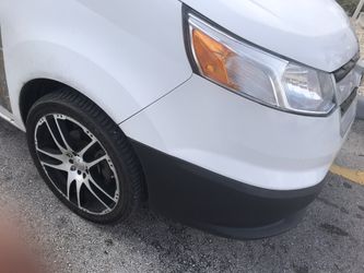 Universal Rims and tires 235/40/18 5x114.3