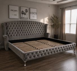Luxury Gray Tufted Cal King Bed Frame