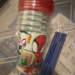 Spider-Man Birthday Party Decoration /The first years Spidey and his friends take & toss toddler straw cup x5