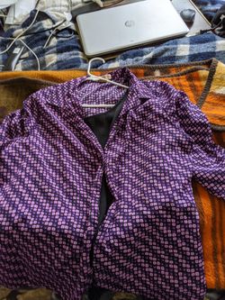 Large women's shirts