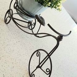 set of 2  garden spring plant holder white or black