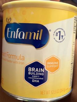 8 cans of enfamil brain building immune support yellow cans of formula 2 boxes of rice cereal, and 58 jars of baby food beechnut fruits, and vegetable