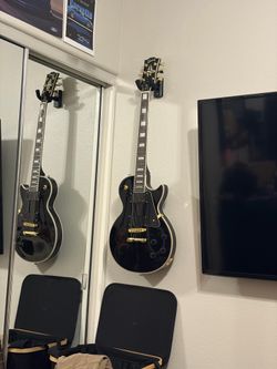 Replica Gibson Custom Electric Guitar with EMGs