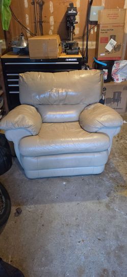 Wide Leather Recliner