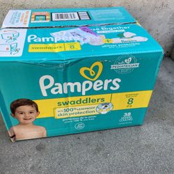 Pampers  SIZE   8     38      pañales