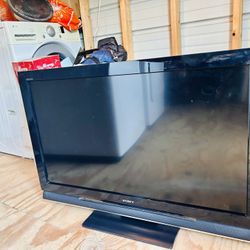 2 Tvs 40 Inch 