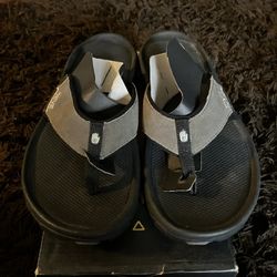 Two Pairs Of Teva Flip Flops Size 10 Mens