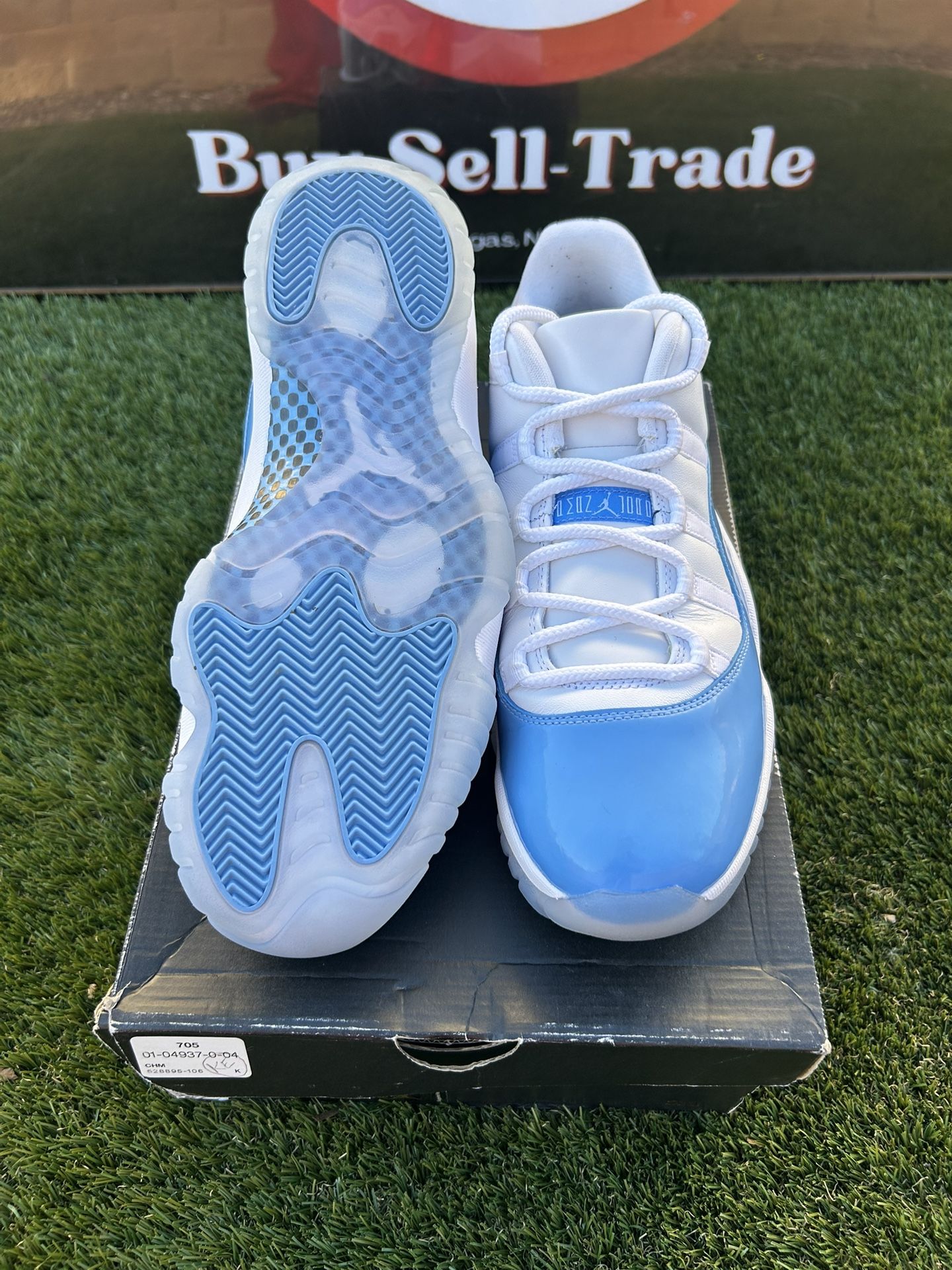 Jordan 11 “UNC”