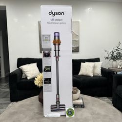 Dyson V15 Detect Total Clean Extra Vacuum 10 Accessories 