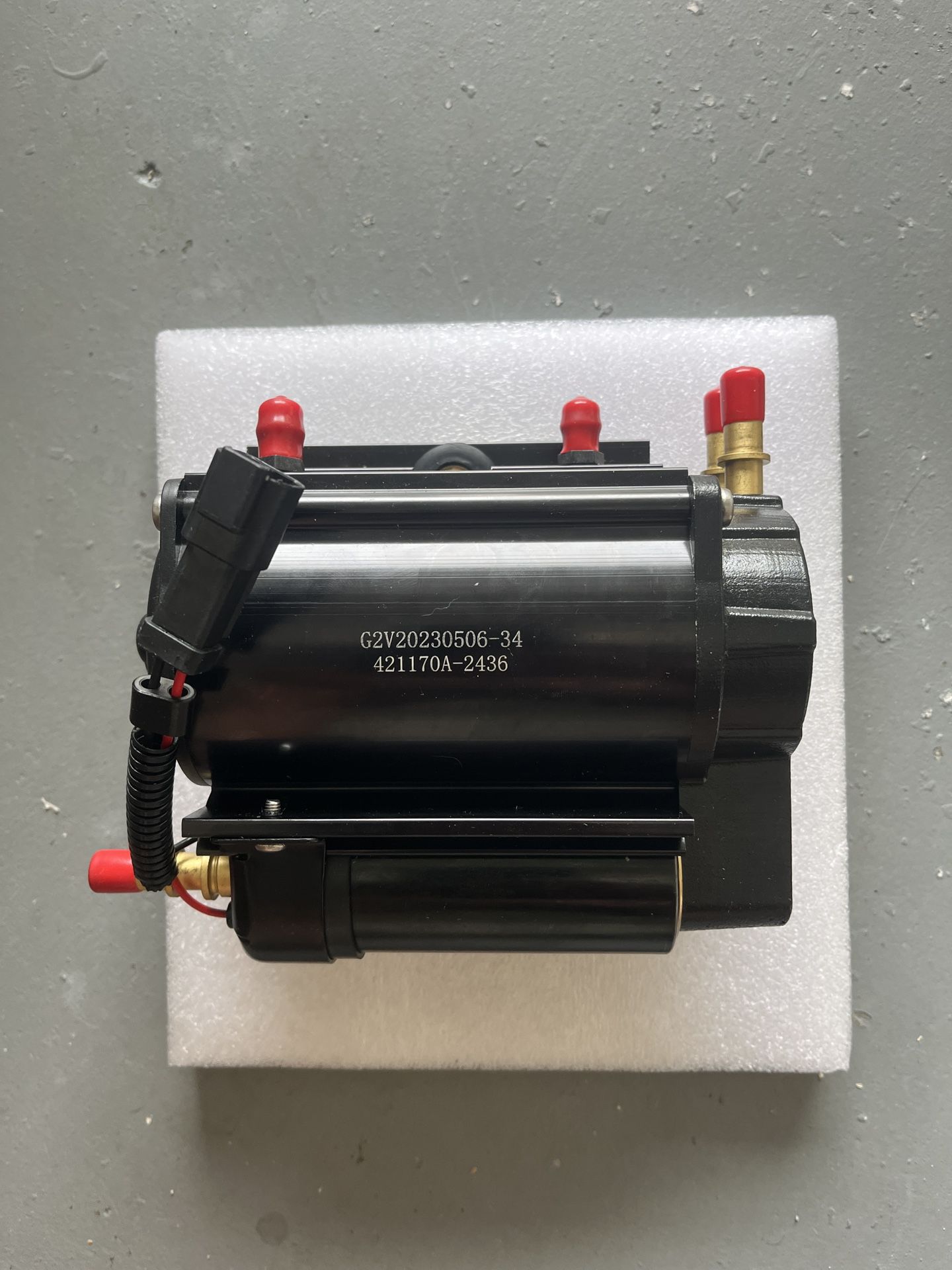 Evinrude/johnson Fuel Pump Assembly 