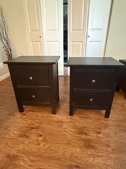 Nightstand Set (2)