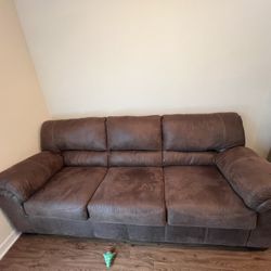 Couch/love Seat Set