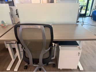 Desk- Friant My Hite 30 x 60