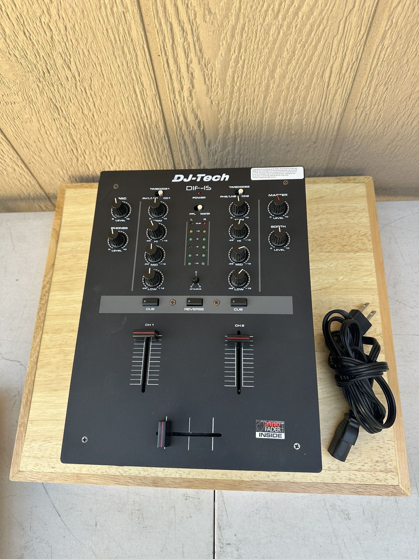 DJ-Tech DIF-1S High Performance 2-Channel DJ Scratch Mixer Music Sound Party
