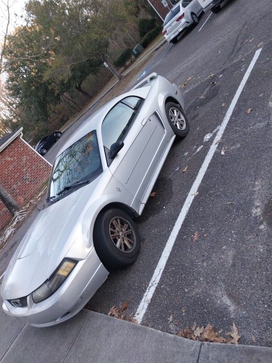 2003 Ford Mustang