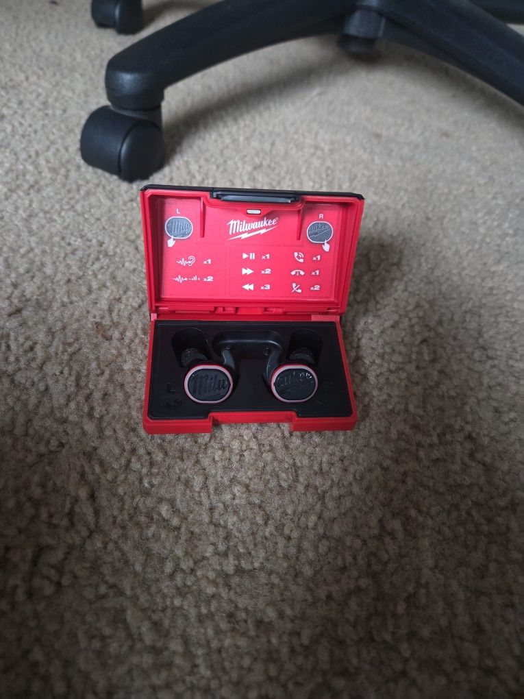 Milwaukee Earbuds