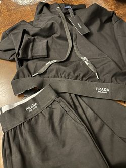 Women’s Jogger Suit
