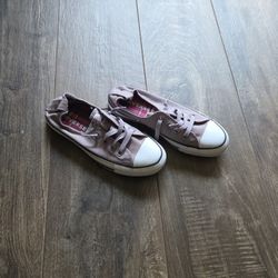 Converse All Star Tennis Shoes - Size 7