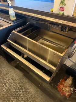 Bar & Kitchen Equiptment