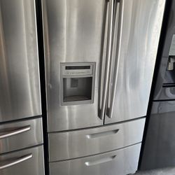 Lg Refrigerator 4 Door