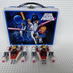 Lego Star Wars Ships & Minifigures w/lunchbox