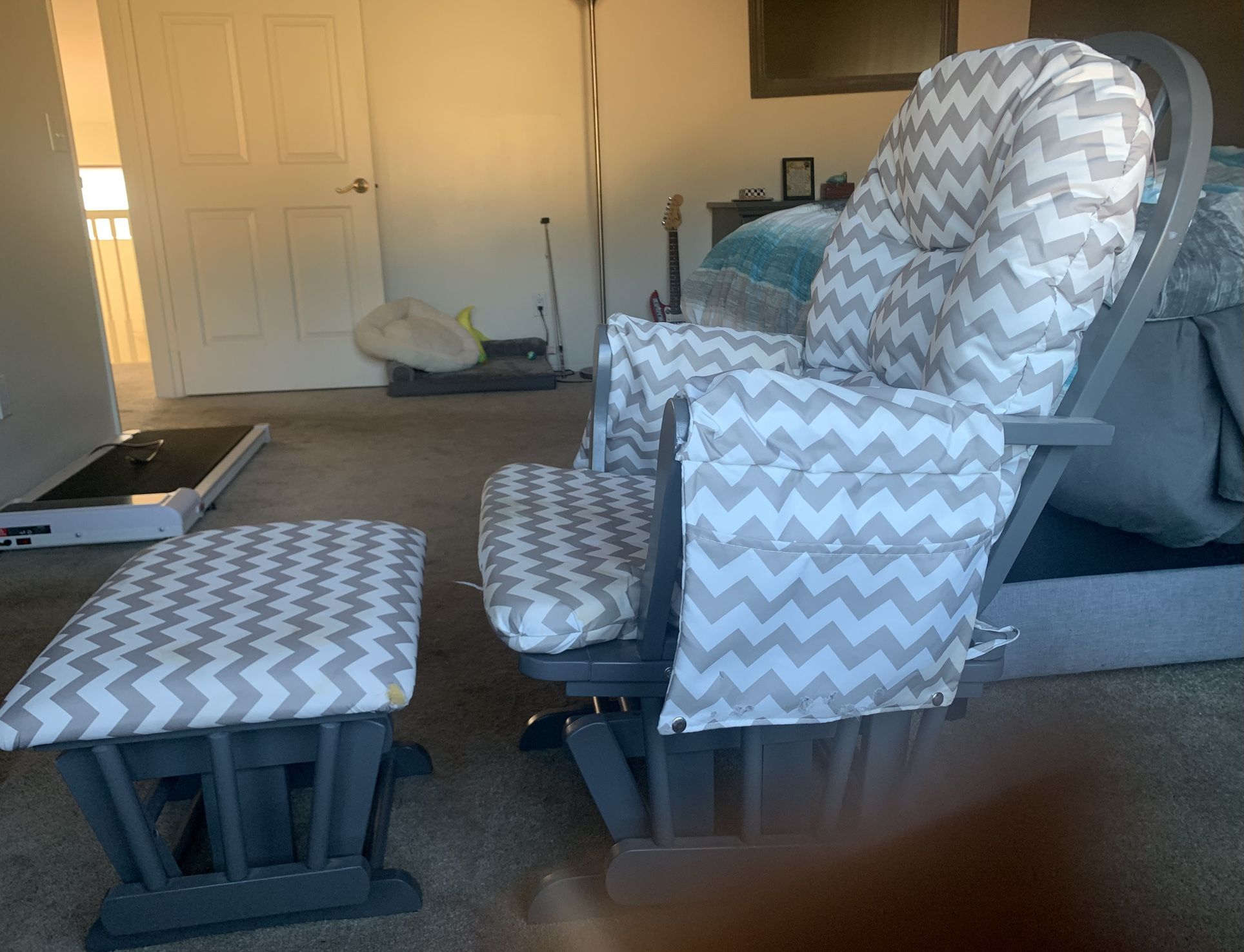 Glider Rocker With Ottoman