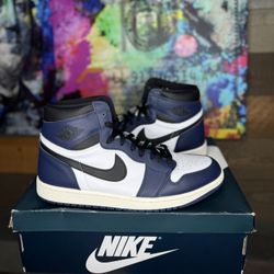 Jordan 1 Midnight Navy 