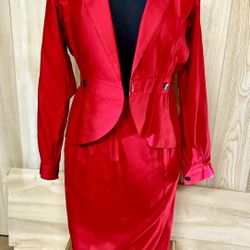 Insanely Cute and Flattering Vintage Liz Claiborne Crimson Red Women’s Suit